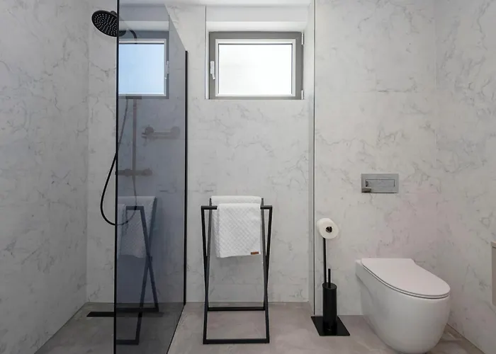 Ferienhaus Stunning In With Sauna Makarska