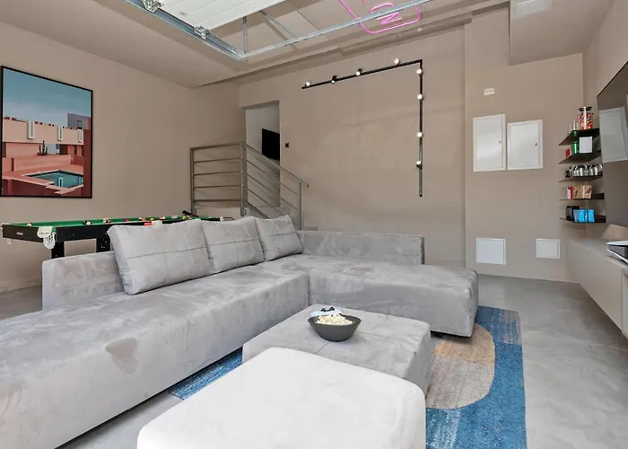 Stunning In With Sauna Makarska